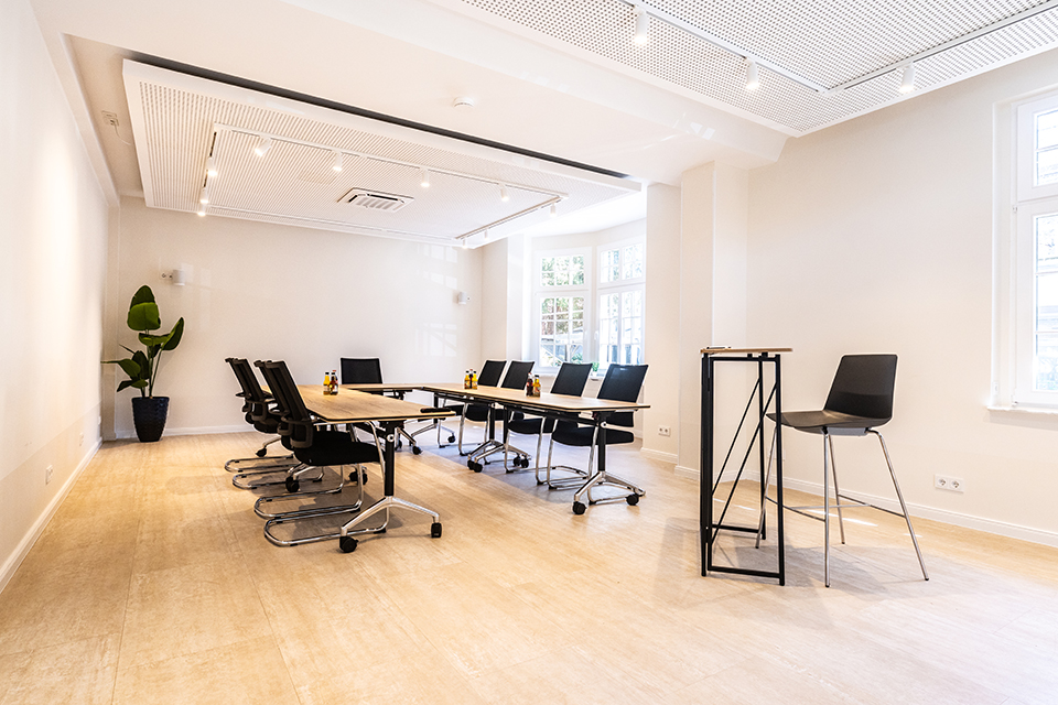 Dohnaischer Platz 6 – Nachher: modernisierter Seminarraum