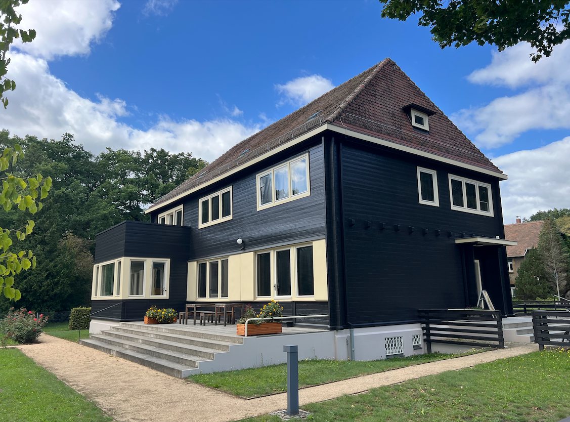 Konrad-Wachsmann-Haus in Niesky mit Terrasse